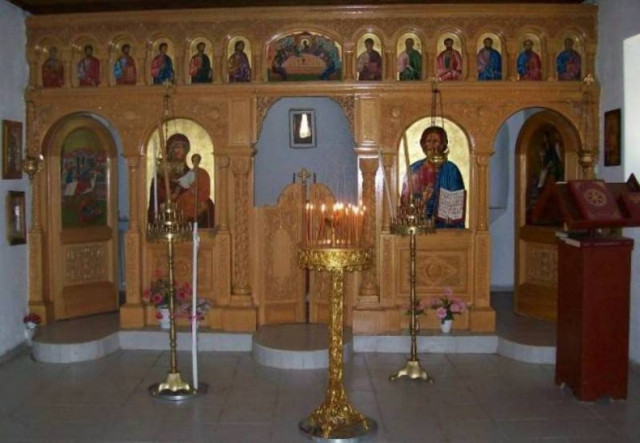 Εισβολή ενόπλων σε εκκλησία