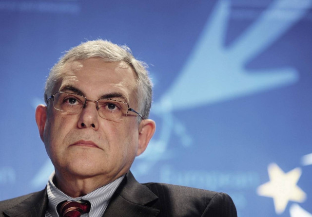 Ο Παπαδήμος δεν είναι «μάγος»