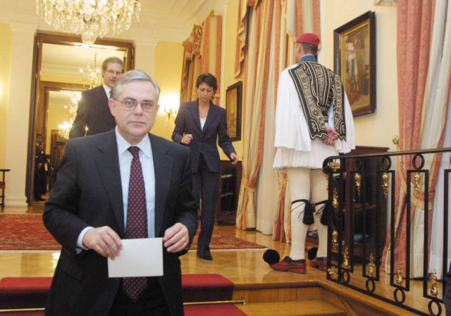 Το νυχτερινό τηλεφώνημα που τα έκρινε όλα