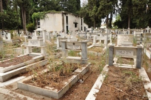 Δεν θα γίνονται κηδείες... τις Κυριακές και τις αργίες