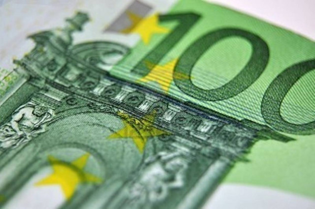 Έστησαν απάτη με βερνίκι που «φτιάχνει» 100ευρα!