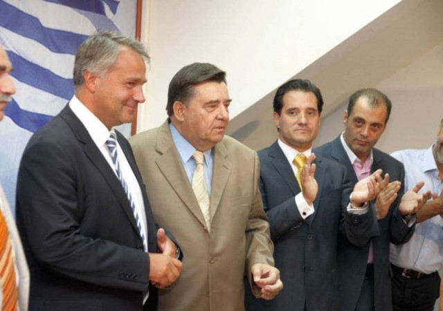 Γάλλοι Σοσιαλιστές κατά Καρατζαφέρη