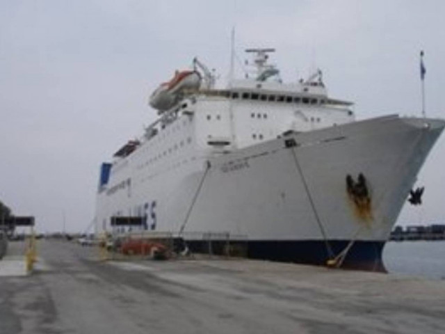 Πρόσκρουση πλοίου στο λιμάνι του Ηρακλείου