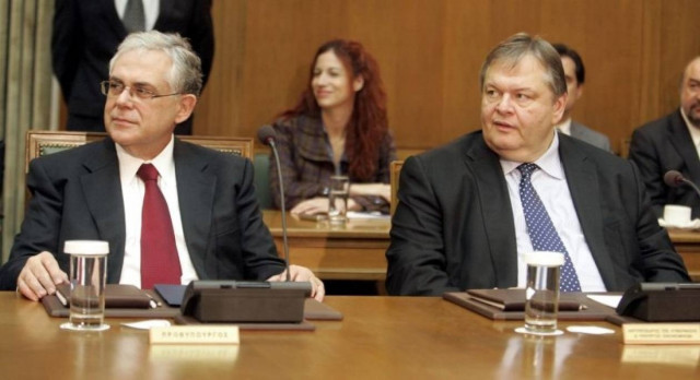 Συνεργασίες Παπαδήμου με Βενιζέλο-Παπουτσή