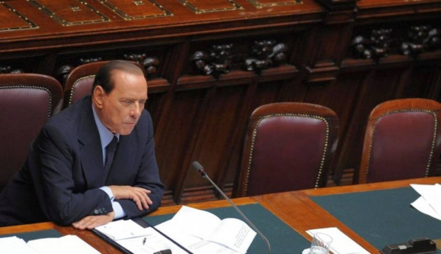 Δεν το βάζει κάτω ο Μπερλουσκόνι