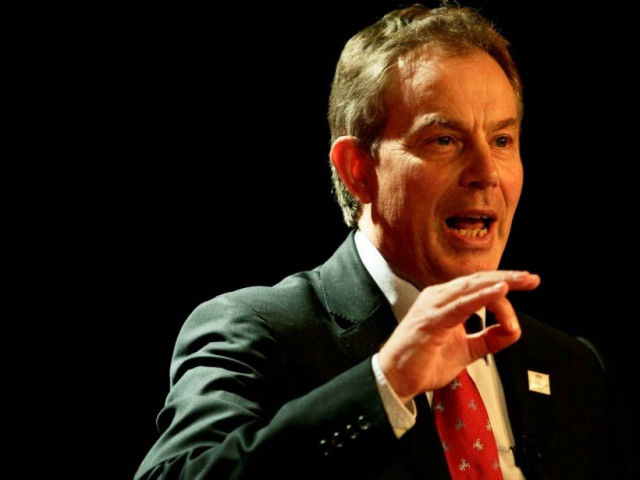 Τ. Μπλερ: Καταστροφική η κατάρρευση του ευρώ