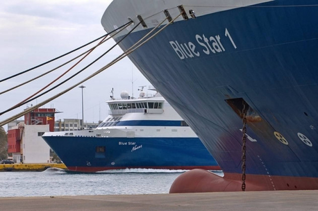 Πρόβλημα στην άγκυρα για επιβατικό πλοίο