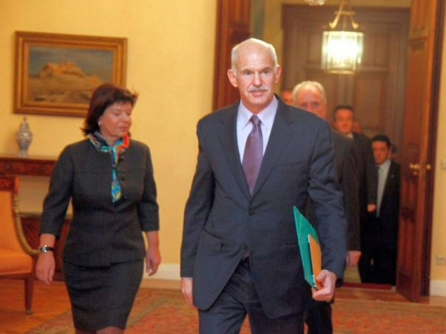 Κάνει ότι δεν καταλαβαίνει ο Παπανδρέου