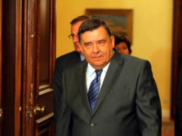 Ο Καρατζαφέρης ρυθμιστής στη νέα κυβέρνηση