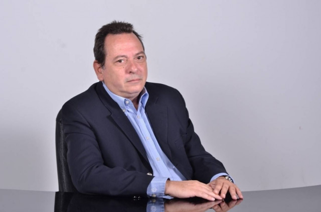 Είτε εντός, είτε εκτός ευρώ