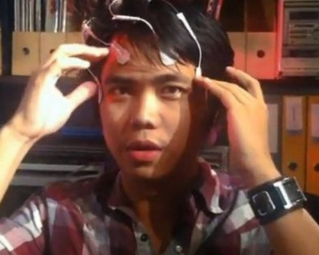 Hackers έφτιαξαν iPhone που ελέγχεται με τη σκέψη;