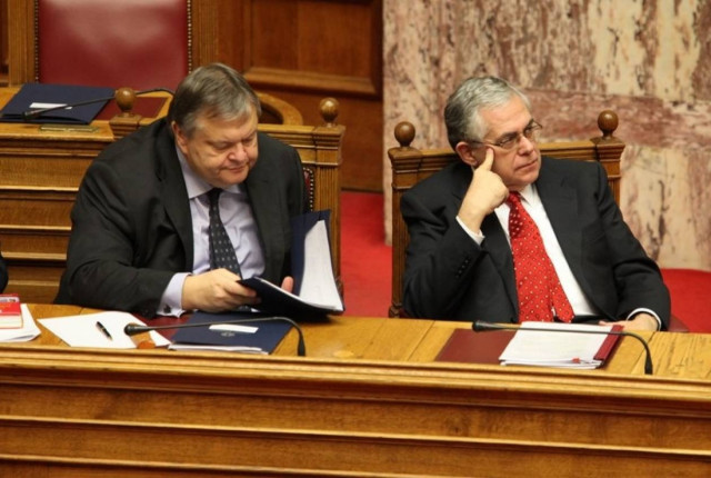 Βενιζέλος: «Προϋπόθεση η 6η δόση για την πληρωμή μισθών - συντάξεων»