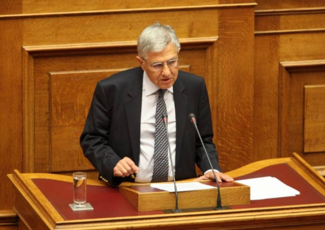 Τ.Γιαννίτσης: Υπάρχει υπόγειος πόλεμος με στόχο τον Παπαδήμο