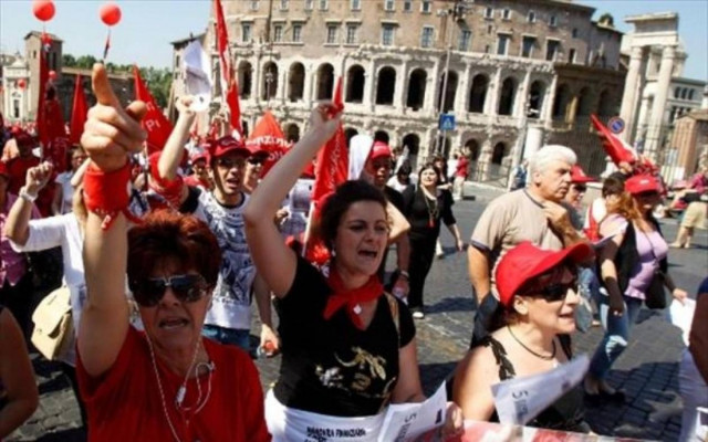 Γερμανία: Η Ιταλία πρέπει να παραμείνει στην ευρωζώνη