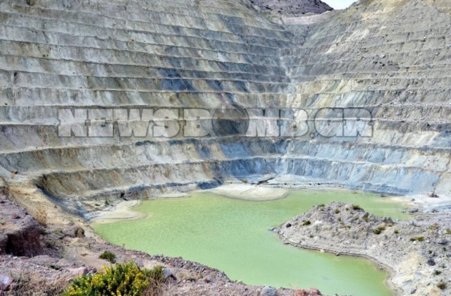 Έπεσαν οι μάσκες για S&B στη Μήλο