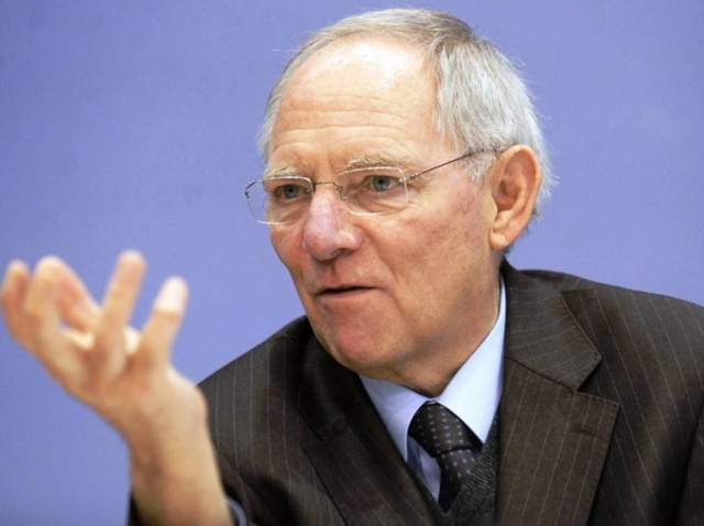 Εξάπλωση της κρίσης σε τράπεζες και ασφαλιστικές «βλέπει» ο Σόιμπλε