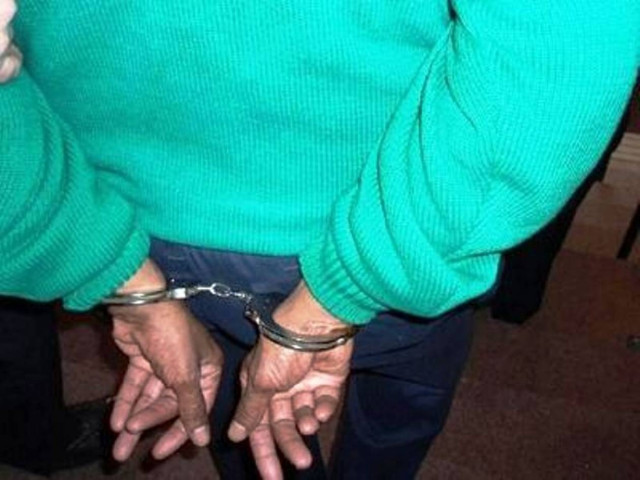 Έκλεψαν αλλοδαπό προσποιούμενοι τους αστυνομικούς