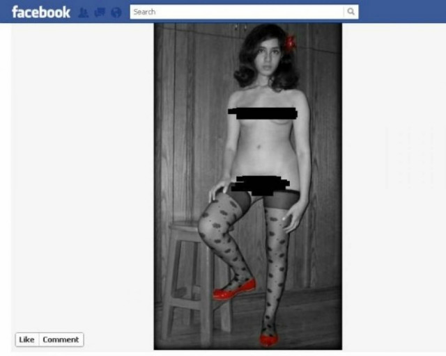 Η γυμνή διαμαρτυρία της Αιγύπτιας ακτιβίστριας