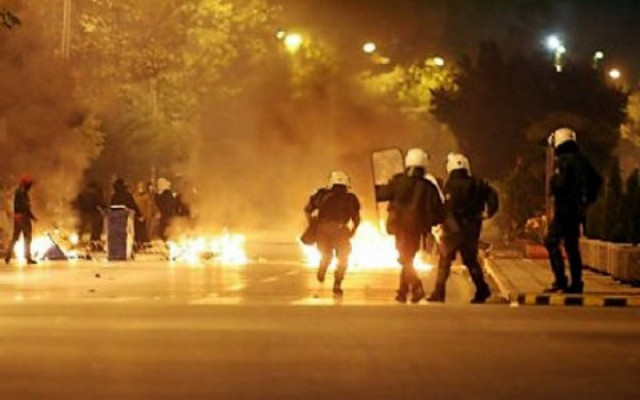 Αστυνομικοί έκαναν έφοδο στο ΑΠΘ