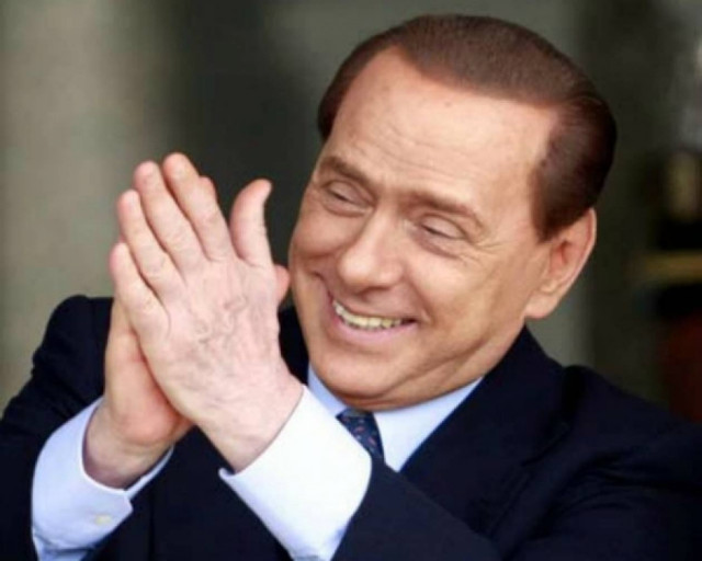 Ο Μπερλουσκόνι έγραψε ερωτικά τραγούδια