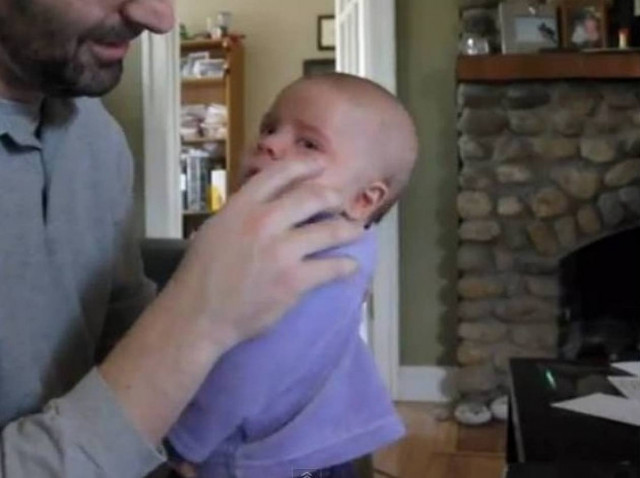 Τι θέλει το μωρό για να σταματήσει να κλαίει;