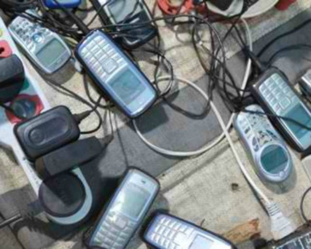 Τέλος τα σεξουαλικά υπονοούμενα μέσω SMS!