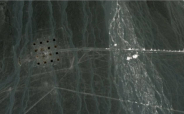 Περίεργες κατασκευές σε έρημο της Κίνας