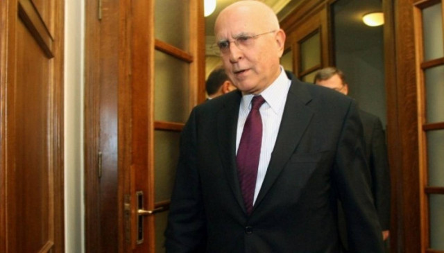 Τηλεφωνική επικοινωνία Δήμα - Νταβούτογλου