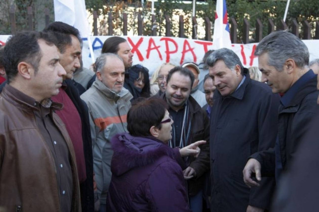 Α. Παπαρήγα: Να καταργηθεί το «χαράτσι» στα ακίνητα