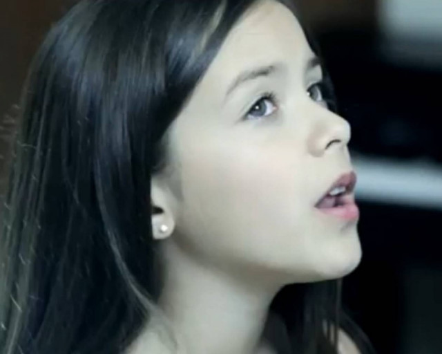 Μια 10χρονη τραγουδά Adele και το You Tube «υποκλίνεται»!