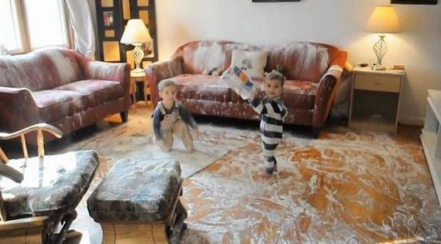 «Χιόνισε»  στο σαλόνι