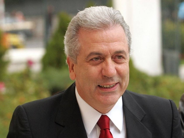 Αβραμόπουλος προς ΗΠΑ: «Πάρτα όλα!»