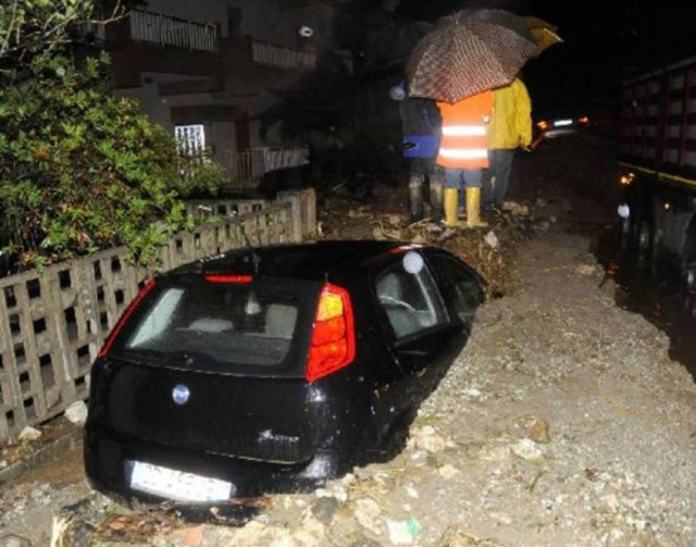 Ιταλία: Τρεις νεκροί από την κακοκαιρία στην Μεσίνα