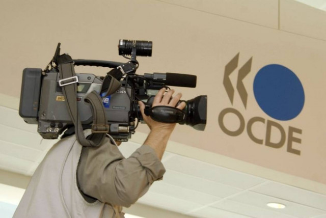 ΟΟΣΑ: Με λιτότητα μπορεί η Ευρώπη να αποφύγει την ύφεση