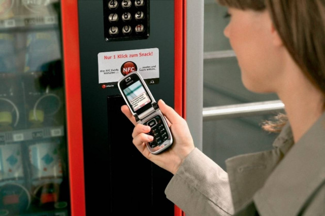 Μειώνουν την επικοινωνία οι Έλληνες για λόγους οικονομίας