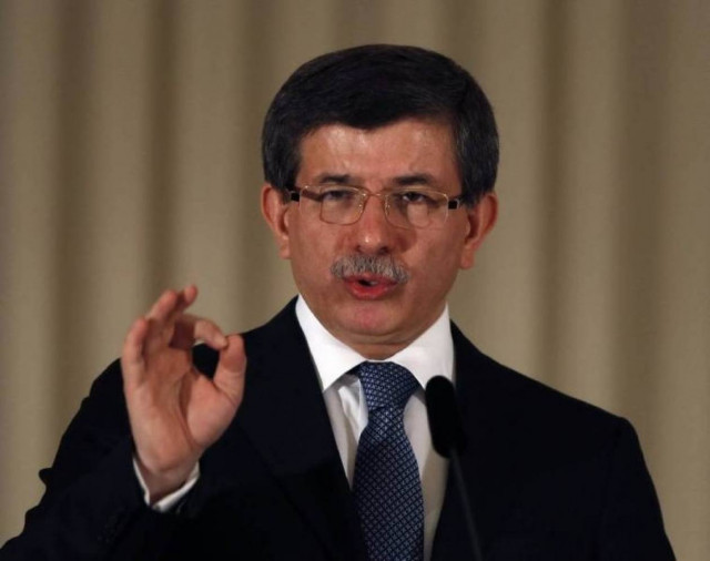 Νταβούτογλου: Τελευταία ευκαιρία για τη Συρία