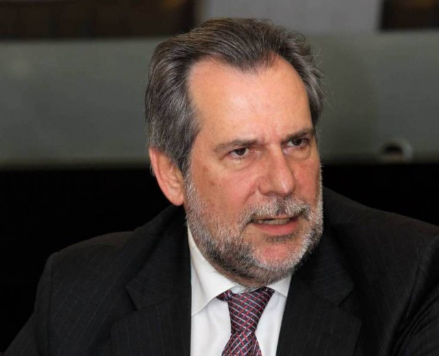 Απάντηση Παπουτσή στους εφοπλιστές για το υπουργείο Ναυτιλίας