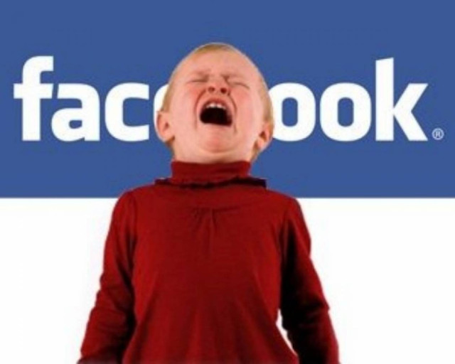 Το status του Facebook που θυμίζει ότι ζούσαμε χωρίς την τεχνολογία