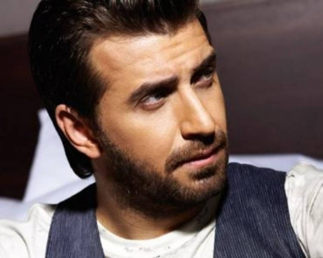 Το σχόλιο του Θάνου Πετρέλη στο Twitter για τον Ολυμπιακό