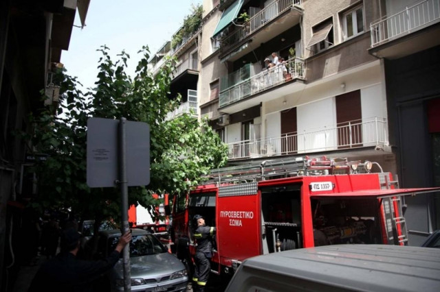 Διαμέρισμα στις φλόγες-Με σοβαρά εγκαύματα ηλικιωμένος