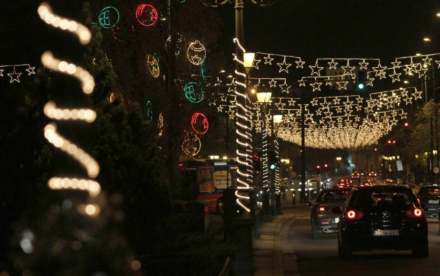 Σε ρυθμό Χριστουγέννων η Αθήνα