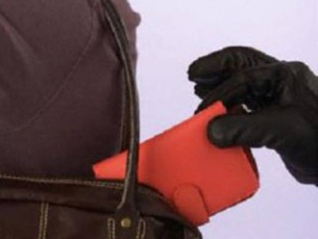 «Άδειαζαν» τα πορτοφόλια στη Θεσσαλονίκη