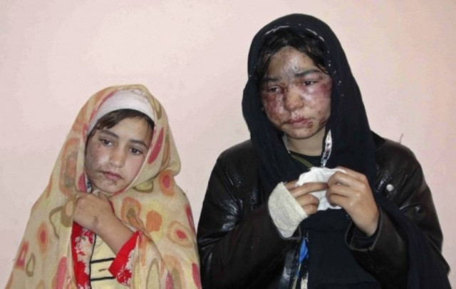 Έλουσαν οικογένεια με οξύ για εκδίκηση