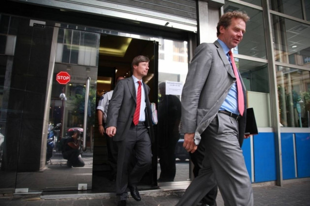 Η τρόικα επιστρέφει και ανοίγει όλα τα «καυτά» ζητήματα