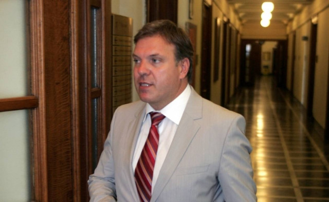 Πεταλωτής: Ορισμένα στελέχη του ΠΑΣΟΚ «κανιβαλίζουν»