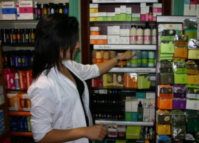 Λήστεψε φαρμακείο, περνώντας απαρατήρητος