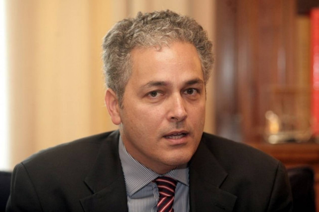 Ανασυγκρότηση στο ΠΑΣΟΚ ζητά ο Κ. Καρτάλης