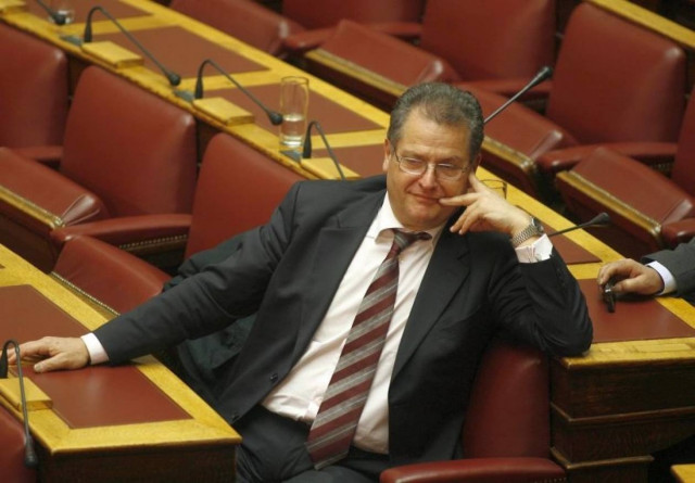 Έλεγχοι σε περισσότερους από 3.000 λογαριασμούς