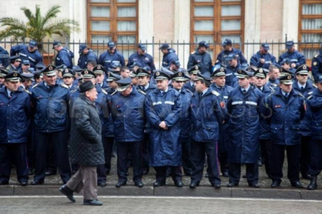 Η ΕΛ.ΑΣ. εκπαίδευσε Αλβανούς αστυνομικούς