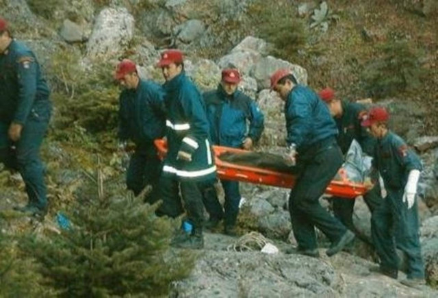 Νεκρός οδηγός από πτώση ΙΧ σε γκρεμό